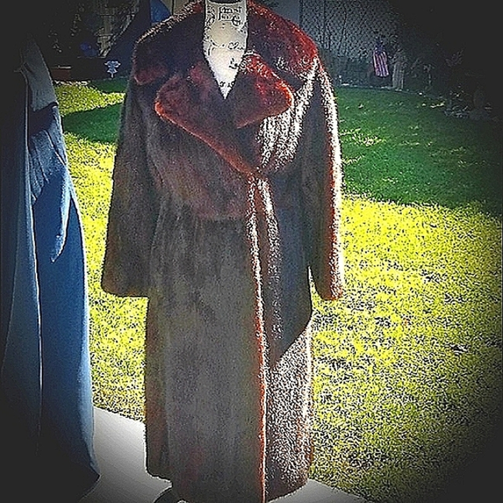 FULL LENGTH FUR COAT VINTAGE - Picture 5 of 9